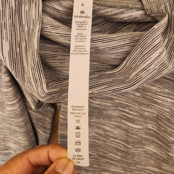 LULULEMON Wunder Under Crop Roll Down Mesh Wee, size 4 - Picture 8 of 8